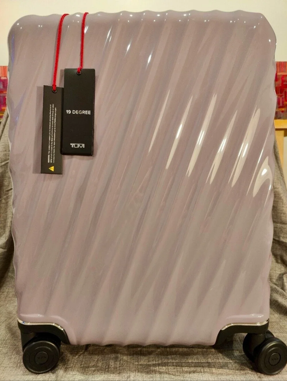 ⭐NWT Tumi 19 Degree Continental Expandable 4-Wheeled Carry-On Spinner
